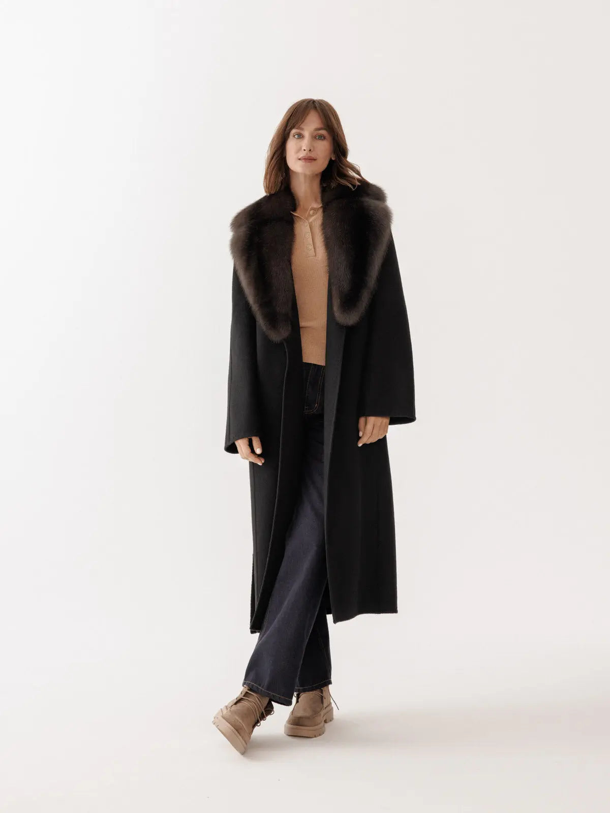 Cashmere coat with sable classic collar